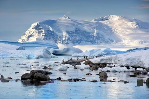 Atemberaubende antarktische Landschaft ©Claudia und Jürgen Kirchberger